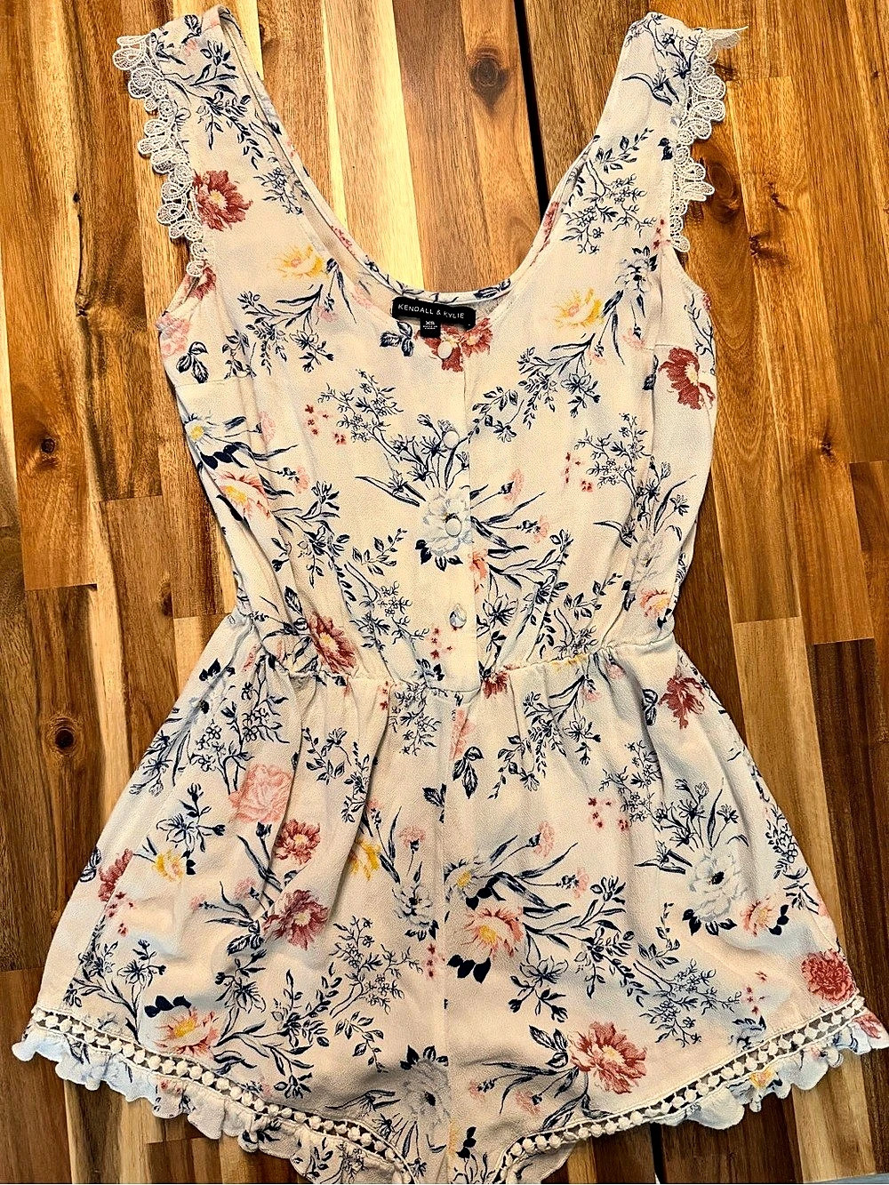 Kendall + Kylie Floral Romper in Cream & Blue Size XS